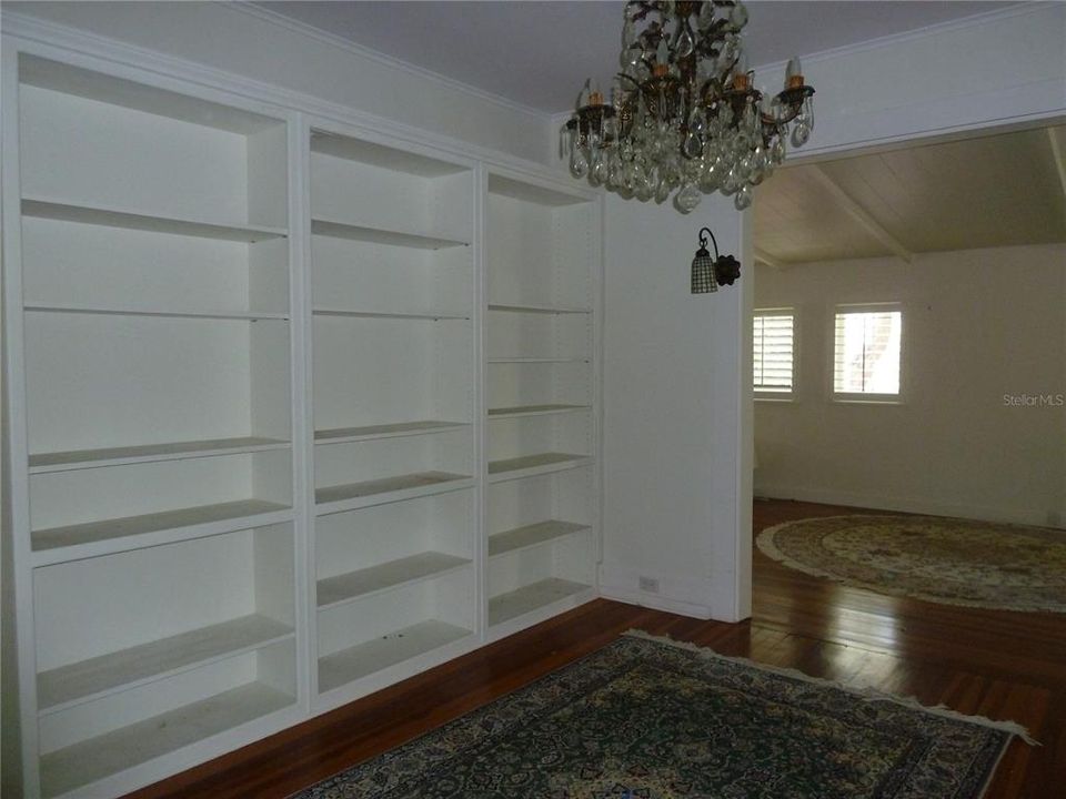 En Venta: $900,000 (3 camas, 2 baños, 2160 Pies cuadrados)
