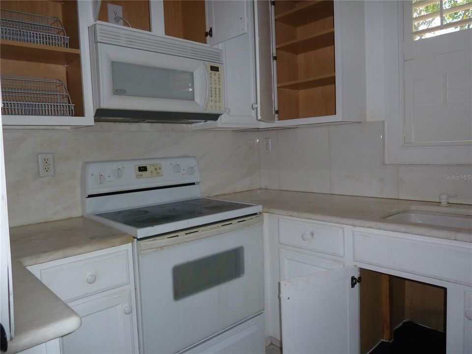 En Venta: $900,000 (3 camas, 2 baños, 2160 Pies cuadrados)