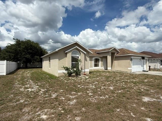 For Sale: $360,000 (4 beds, 2 baths, 1863 Square Feet)