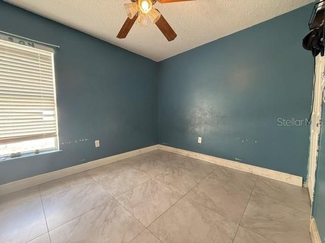 For Sale: $360,000 (4 beds, 2 baths, 1863 Square Feet)