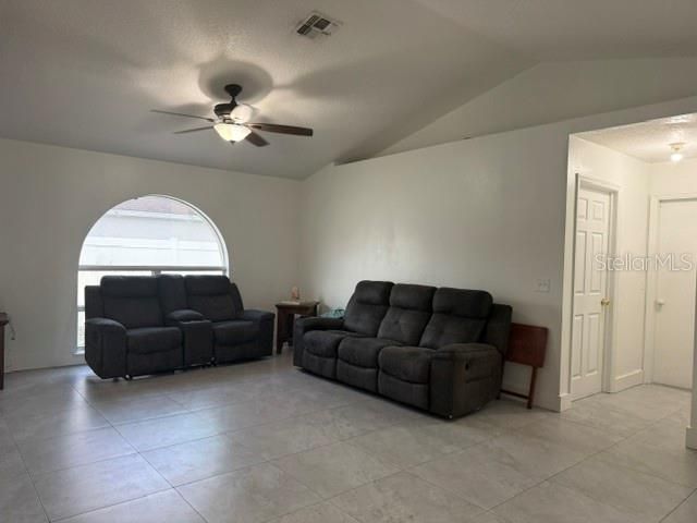 For Sale: $360,000 (4 beds, 2 baths, 1863 Square Feet)