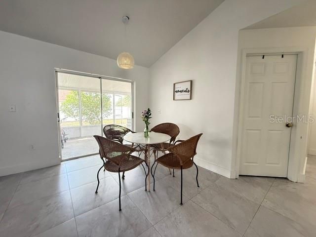For Sale: $360,000 (4 beds, 2 baths, 1863 Square Feet)