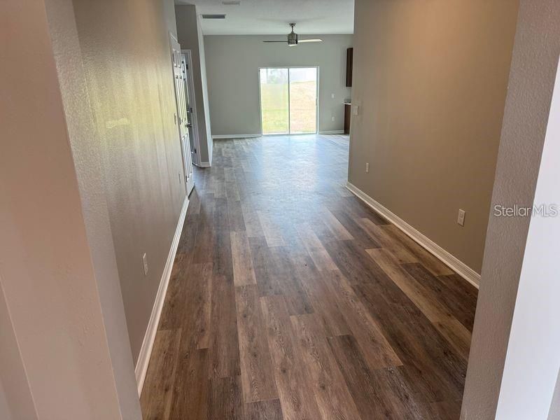 For Sale: $329,900 (4 beds, 2 baths, 2029 Square Feet)