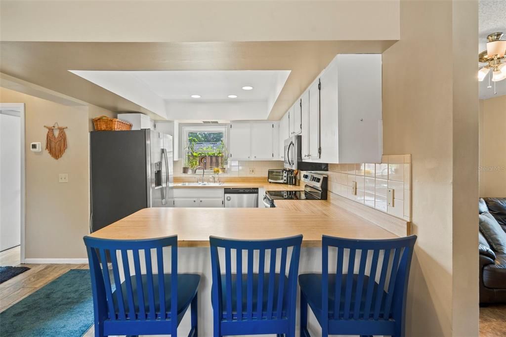 For Sale: $495,000 (3 beds, 2 baths, 1492 Square Feet)