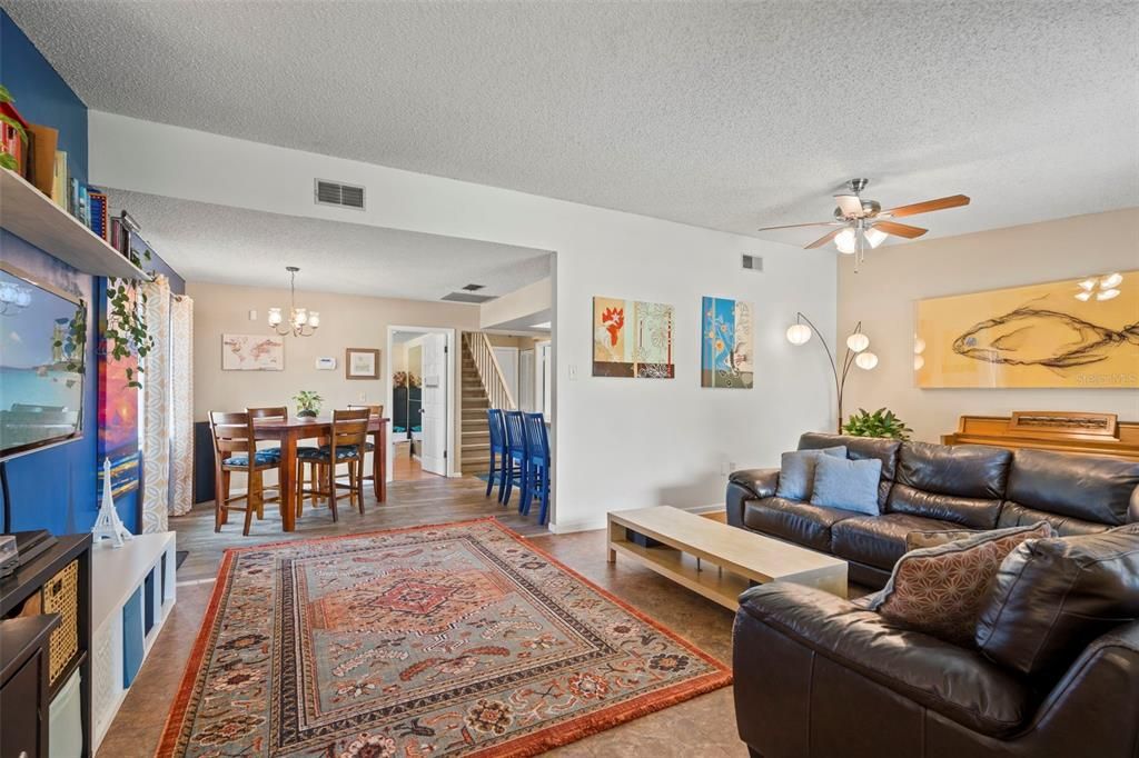 For Sale: $495,000 (3 beds, 2 baths, 1492 Square Feet)