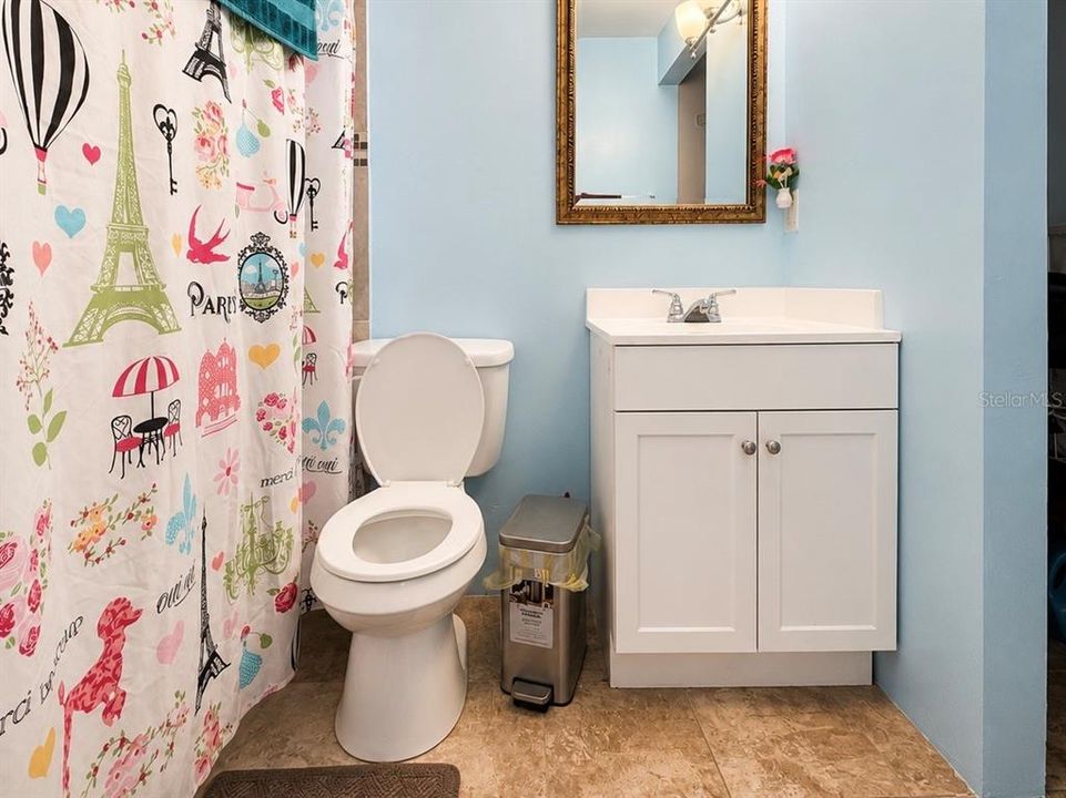 For Sale: $369,900 (4 beds, 3 baths, 1600 Square Feet)