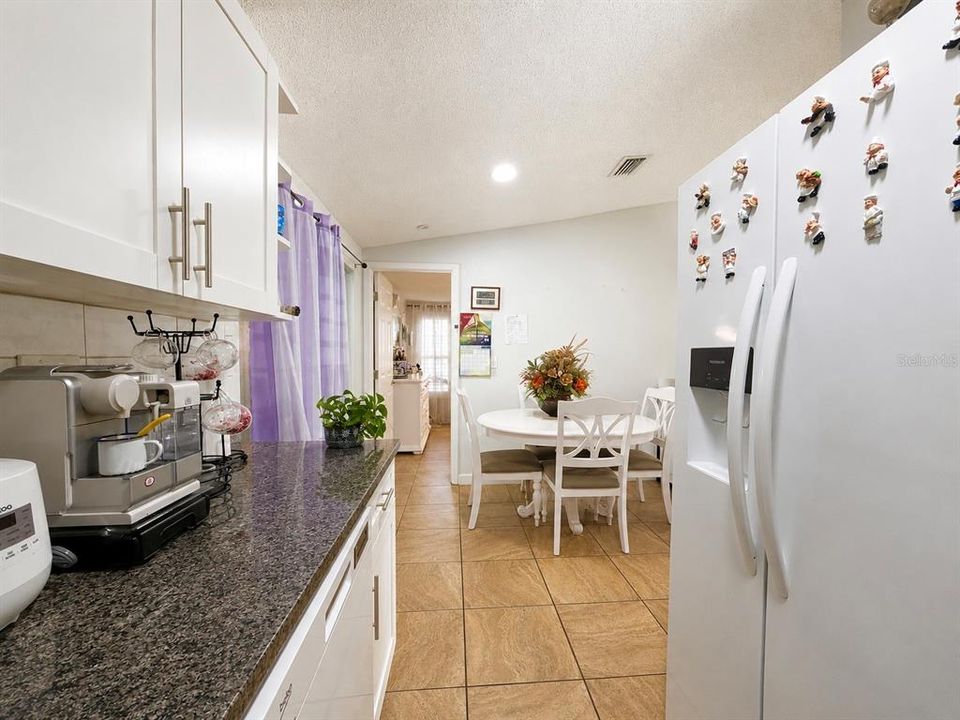 For Sale: $369,900 (4 beds, 3 baths, 1600 Square Feet)