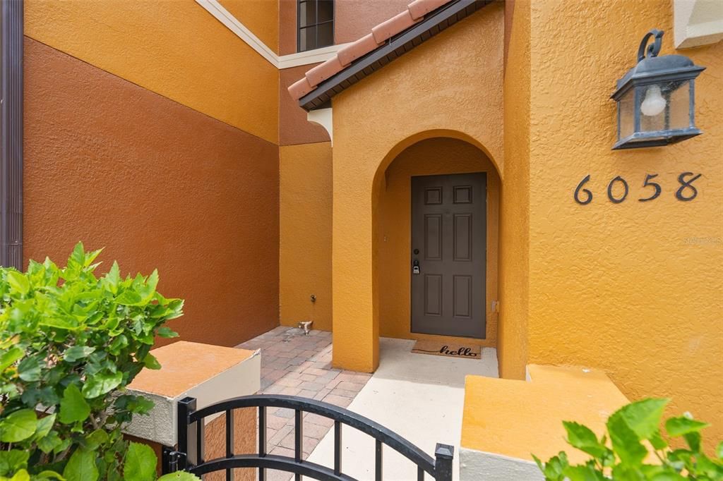 На продажу: $329,900 (3 спален, 2 ванн, 1465 Квадратных фут)