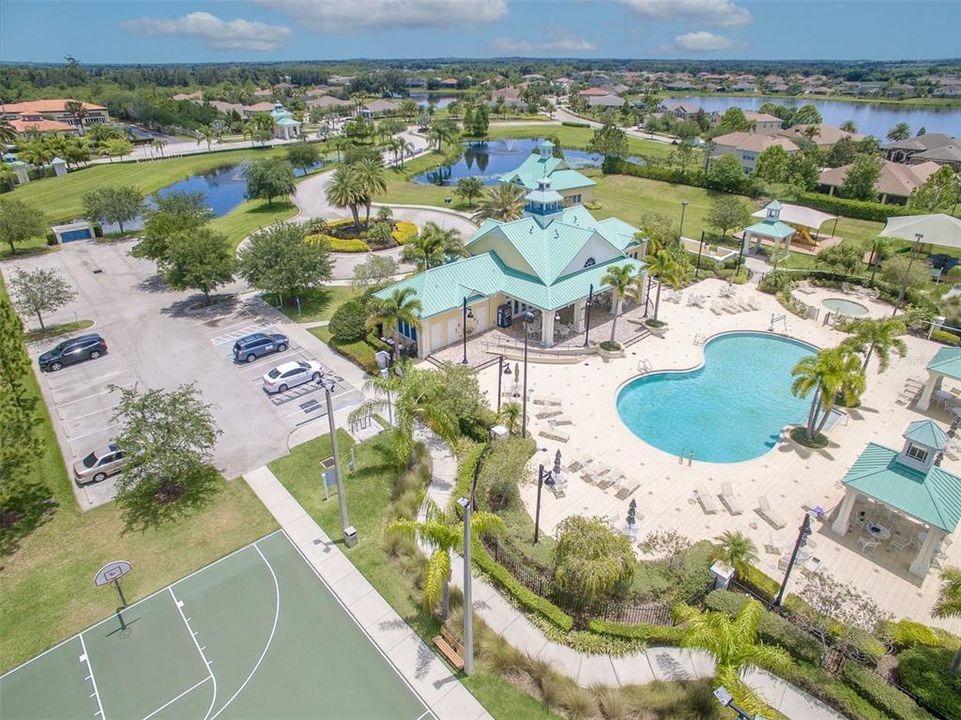 En Venta: $490,000 (4 camas, 2 baños, 2213 Pies cuadrados)