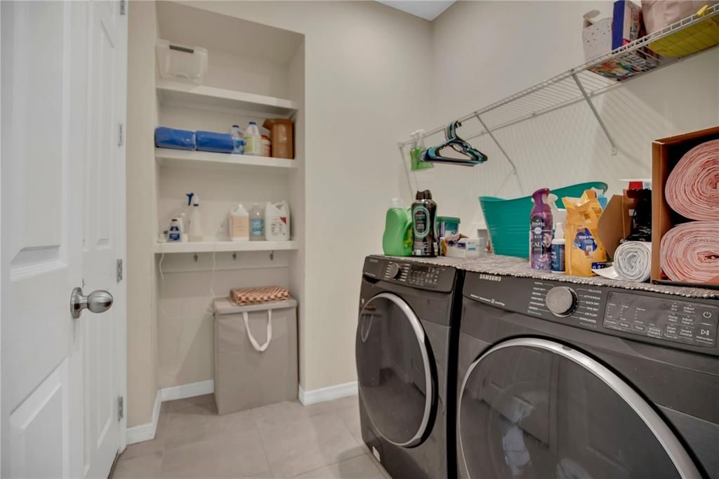 На продажу: $499,995 (4 спален, 2 ванн, 2007 Квадратных фут)