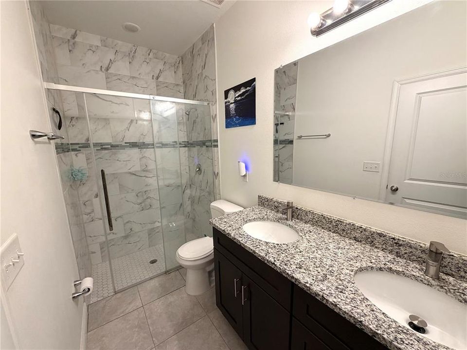 На продажу: $299,900 (4 спален, 2 ванн, 1578 Квадратных фут)