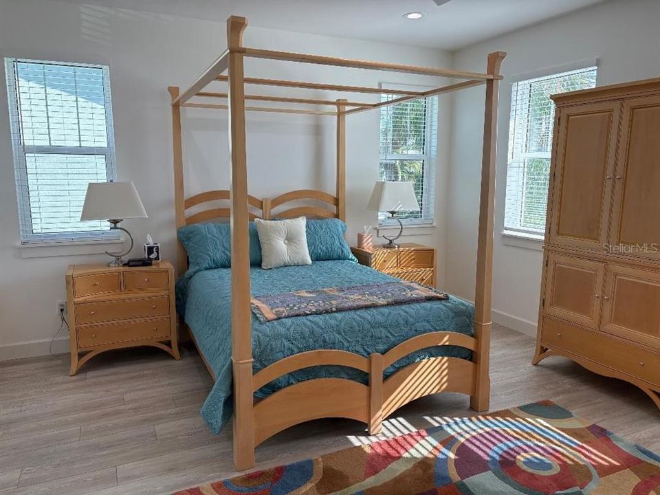 For Sale: $1,899,900 (2 beds, 2 baths, 1935 Square Feet)