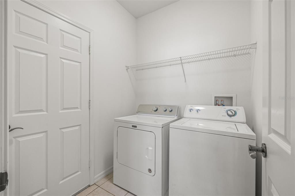 В аренду: $2,500 (3 спален, 2 ванн, 1663 Квадратных фут)