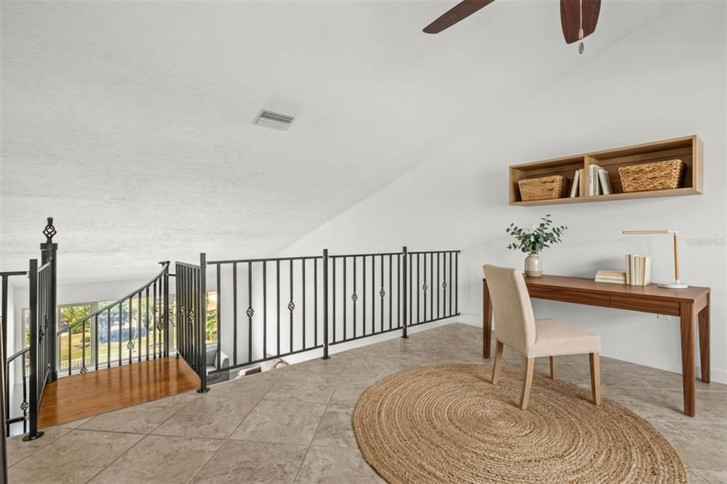 For Sale: $599,000 (3 beds, 3 baths, 1988 Square Feet)