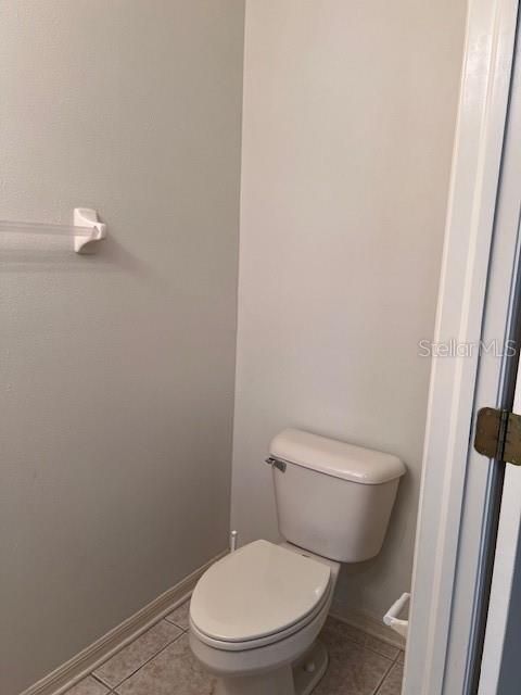 На продажу: $229,900 (2 спален, 2 ванн, 1660 Квадратных фут)