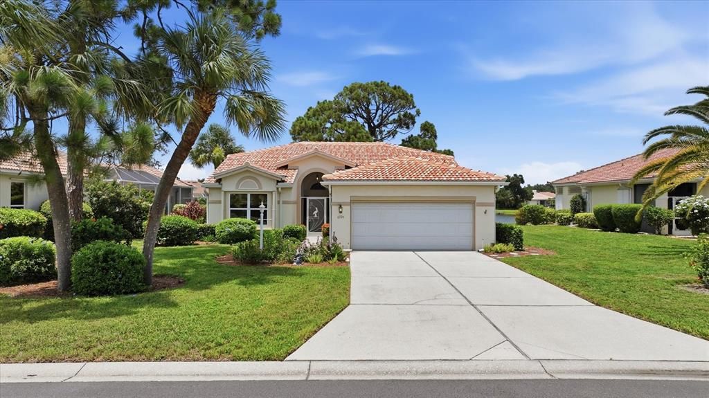 На продажу: $345,000 (2 спален, 2 ванн, 1659 Квадратных фут)