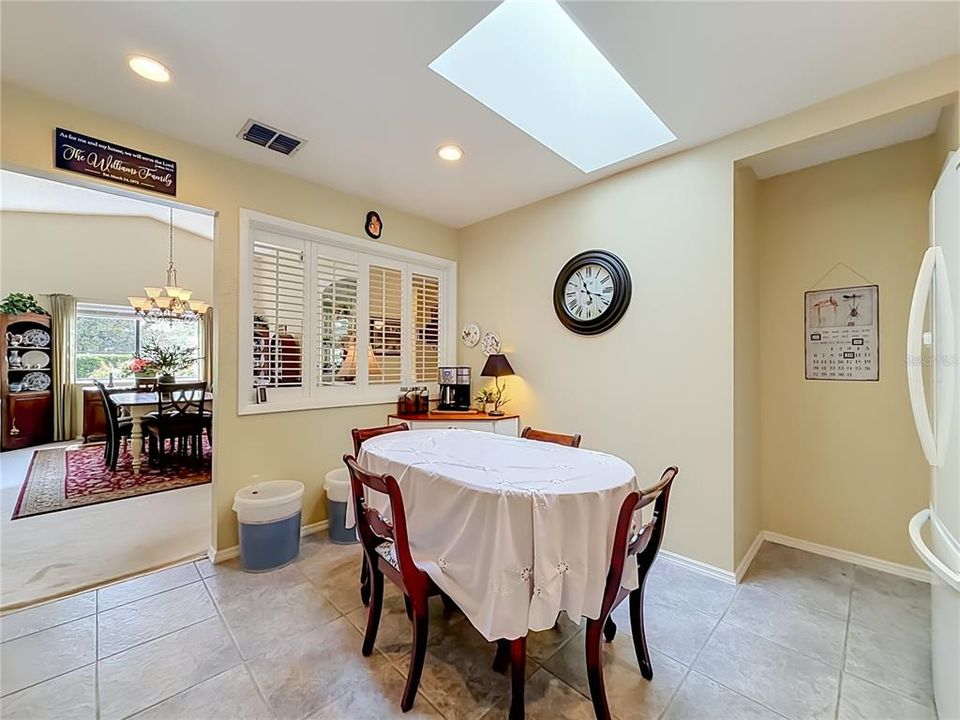 En Venta: $350,000 (3 camas, 2 baños, 1628 Pies cuadrados)