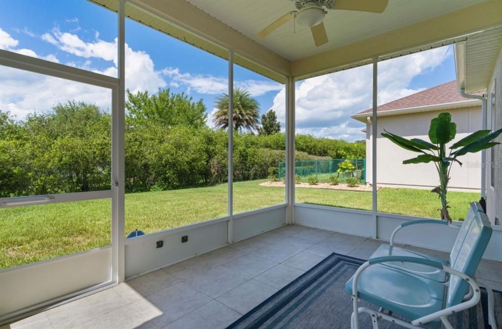 En Venta: $325,000 (3 camas, 2 baños, 1366 Pies cuadrados)