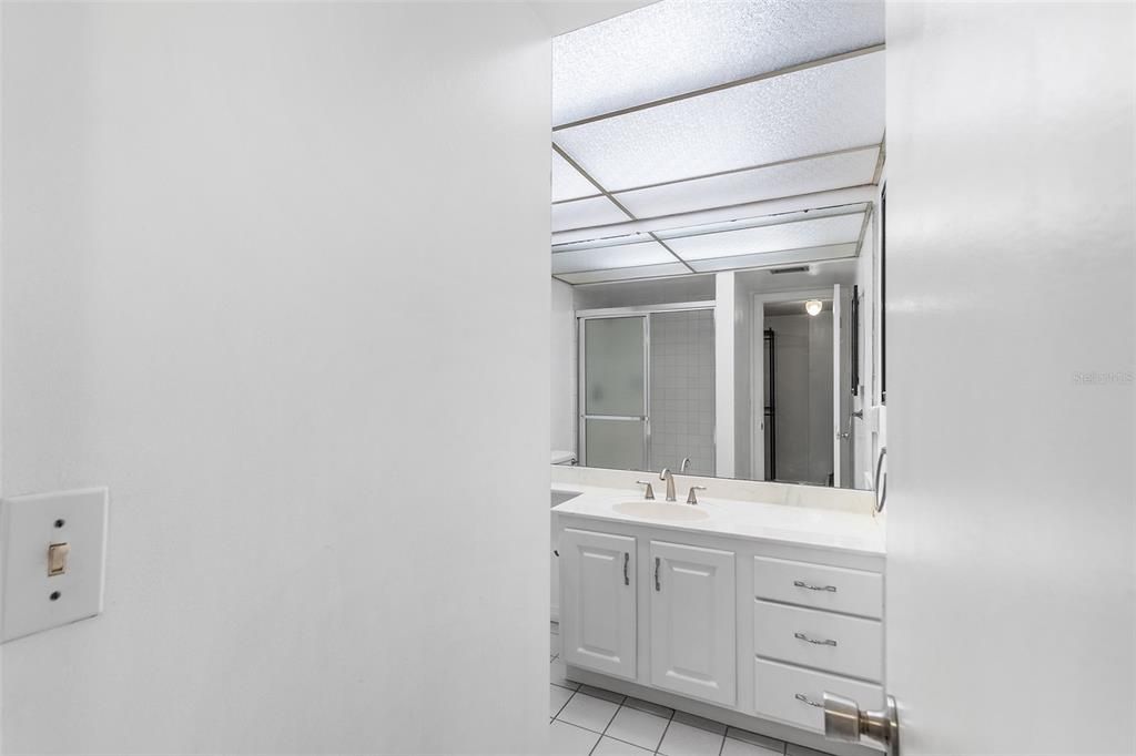 En Venta: $162,000 (2 camas, 2 baños, 1347 Pies cuadrados)