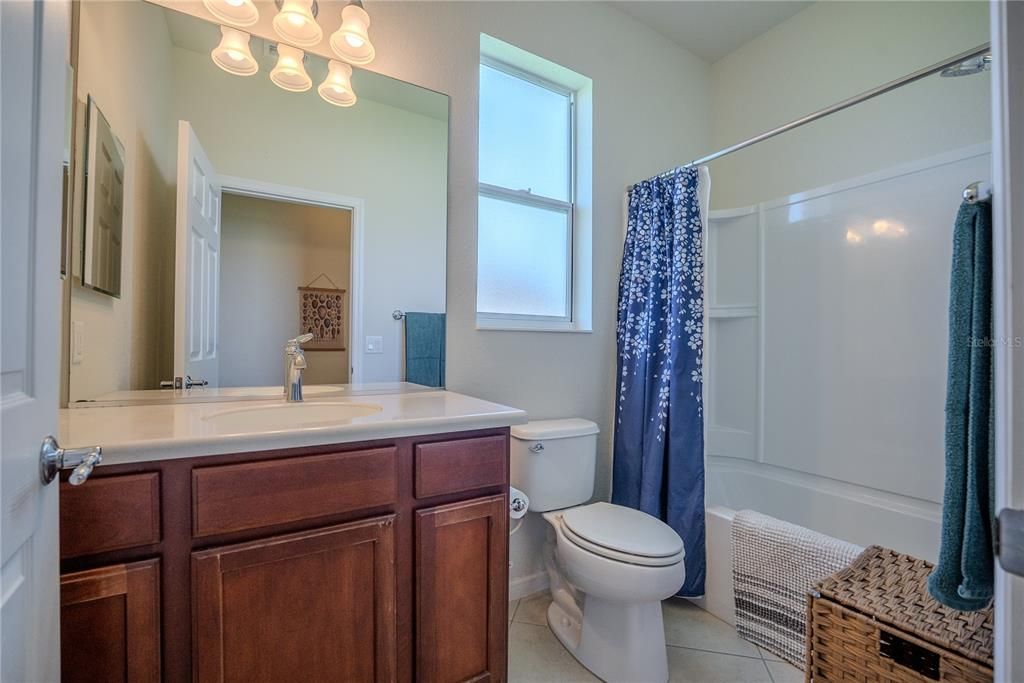 For Sale: $354,453 (3 beds, 2 baths, 2122 Square Feet)