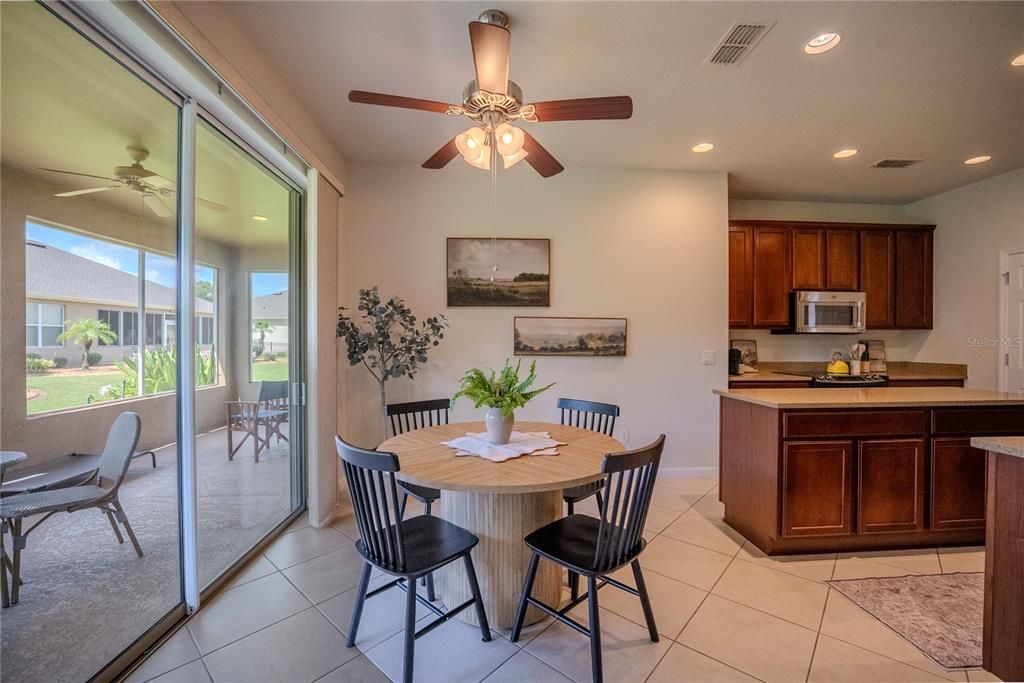 For Sale: $354,453 (3 beds, 2 baths, 2122 Square Feet)
