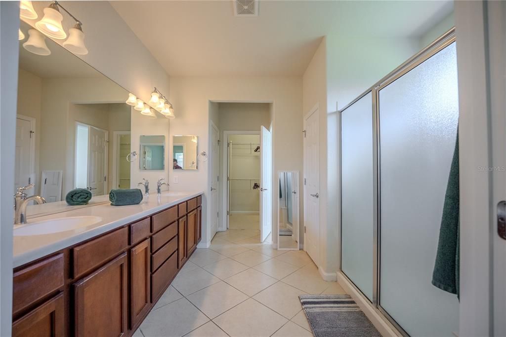 For Sale: $354,453 (3 beds, 2 baths, 2122 Square Feet)