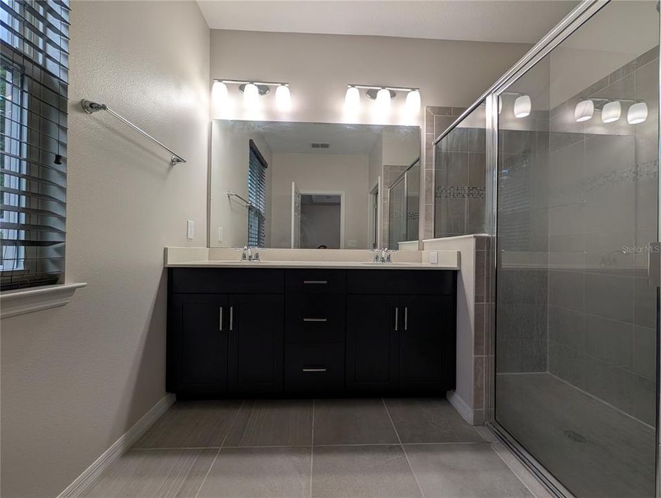 For Sale: $359,900 (3 beds, 2 baths, 1788 Square Feet)