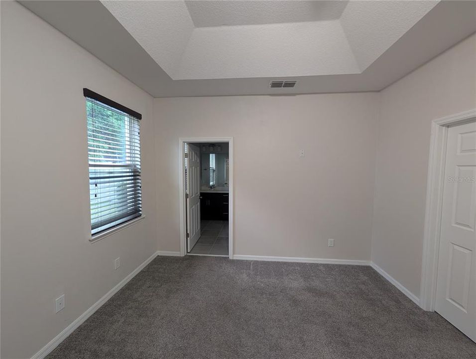 For Sale: $359,900 (3 beds, 2 baths, 1788 Square Feet)