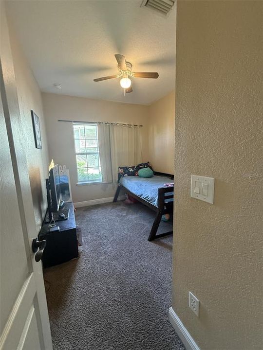 For Sale: $169,900 (2 beds, 2 baths, 1163 Square Feet)