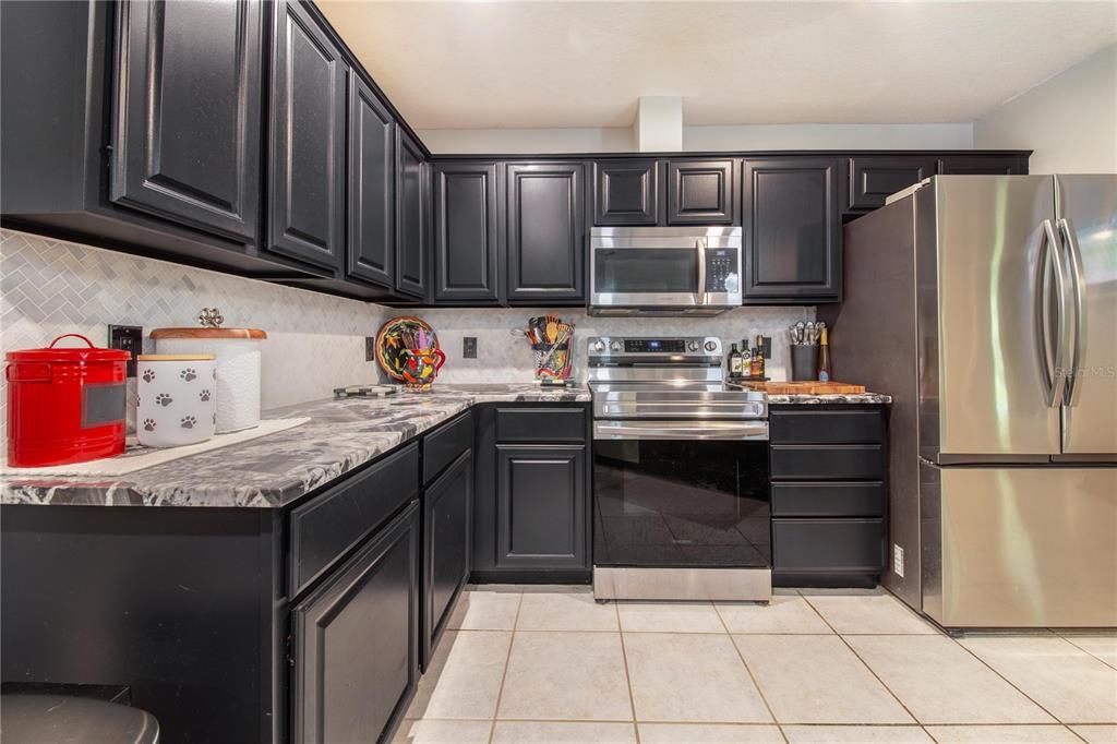 En Venta: $799,000 (3 camas, 2 baños, 2052 Pies cuadrados)