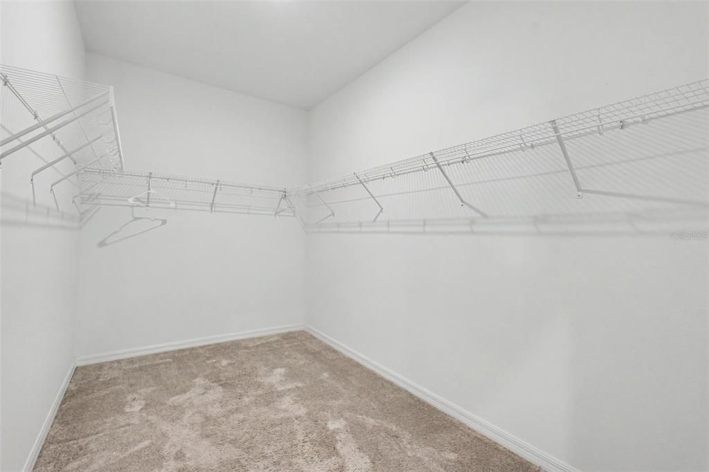 En Venta: $419,900 (4 camas, 2 baños, 2683 Pies cuadrados)