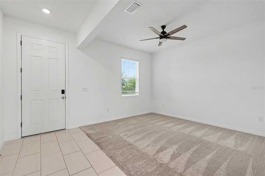 En Venta: $419,900 (4 camas, 2 baños, 2683 Pies cuadrados)