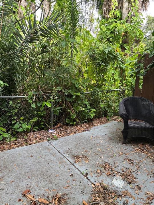 For Sale: $113,000 (2 beds, 2 baths, 932 Square Feet)