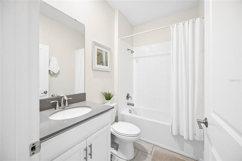 En Venta: $659,000 (6 camas, 5 baños, 3291 Pies cuadrados)