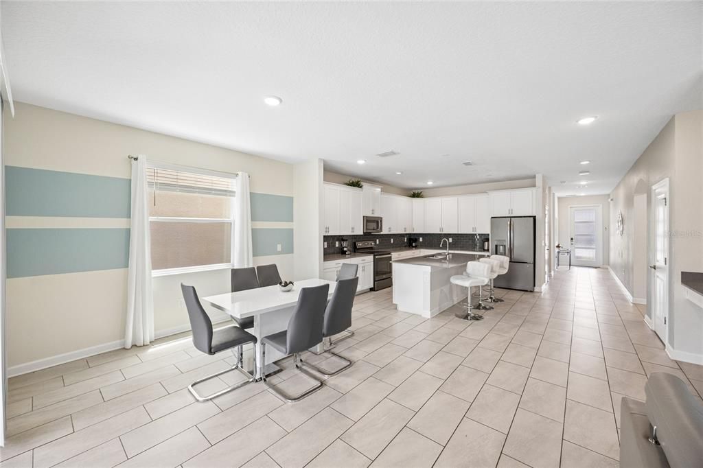 En Venta: $659,000 (6 camas, 5 baños, 3291 Pies cuadrados)