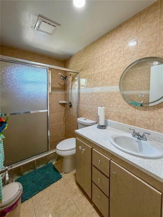 En Venta: $385,000 (3 camas, 2 baños, 1662 Pies cuadrados)