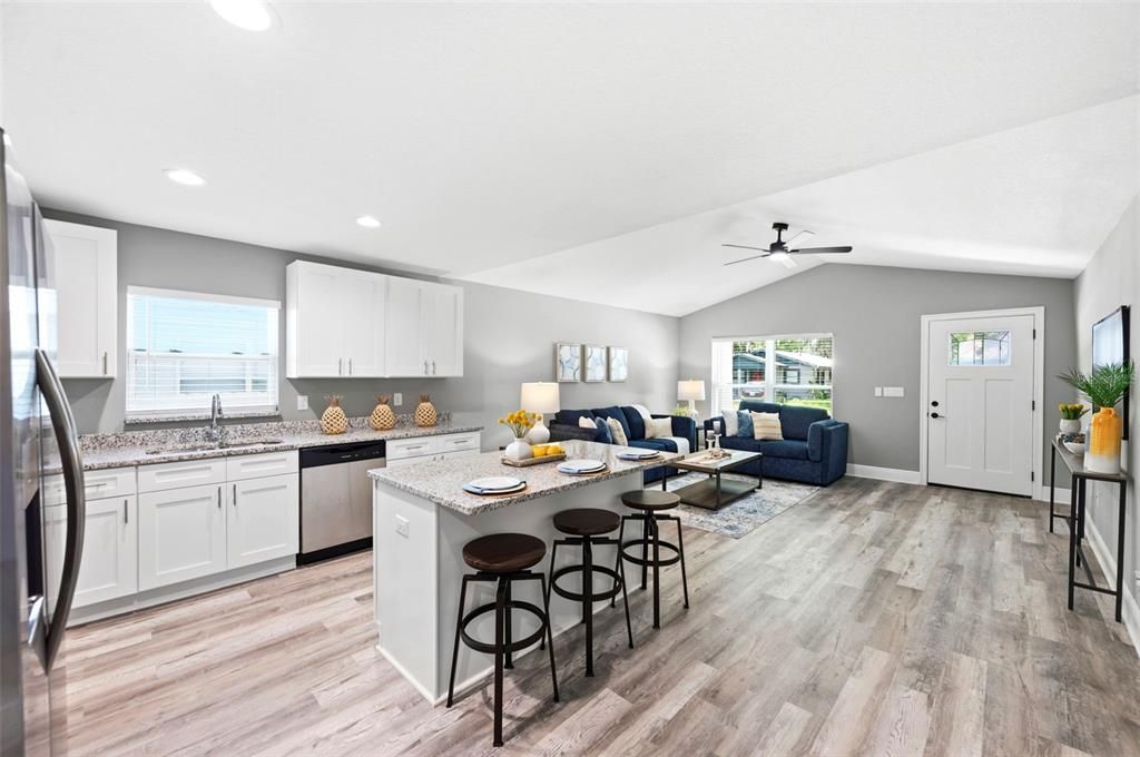 For Sale: $350,000 (3 beds, 2 baths, 1296 Square Feet)