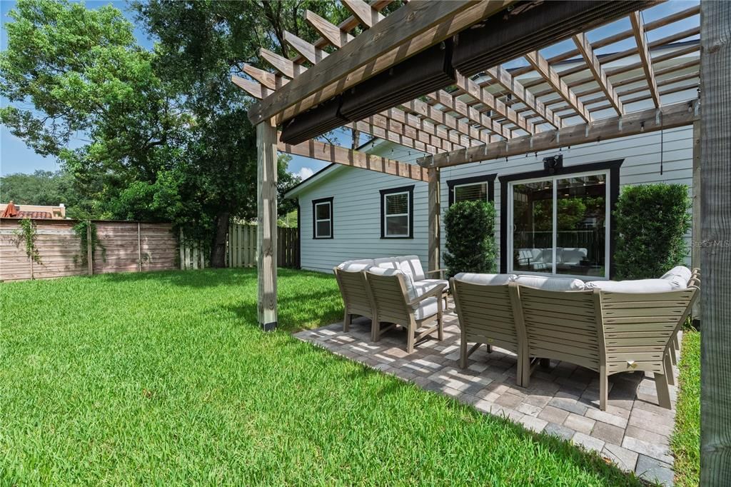 En Venta: $888,000 (4 camas, 3 baños, 2166 Pies cuadrados)