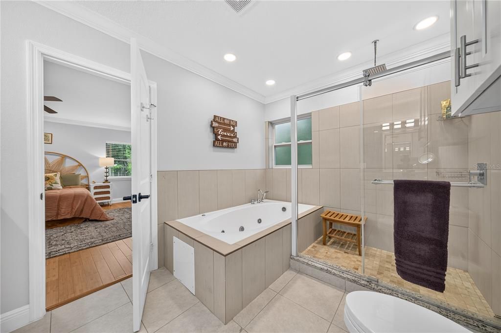En Venta: $888,000 (4 camas, 3 baños, 2166 Pies cuadrados)