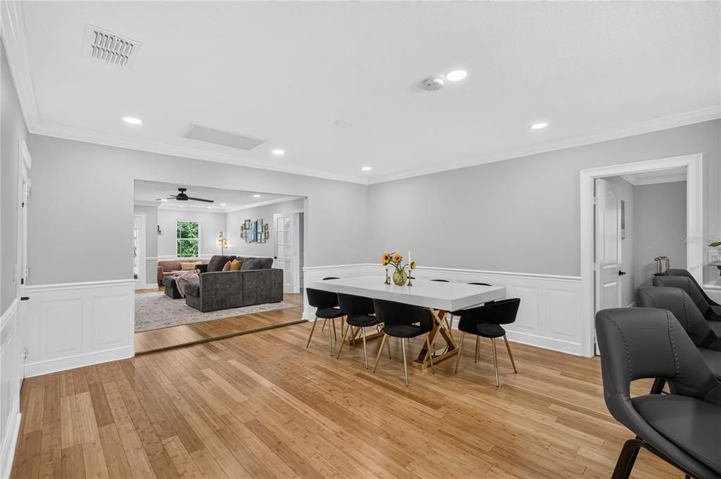 En Venta: $888,000 (4 camas, 3 baños, 2166 Pies cuadrados)