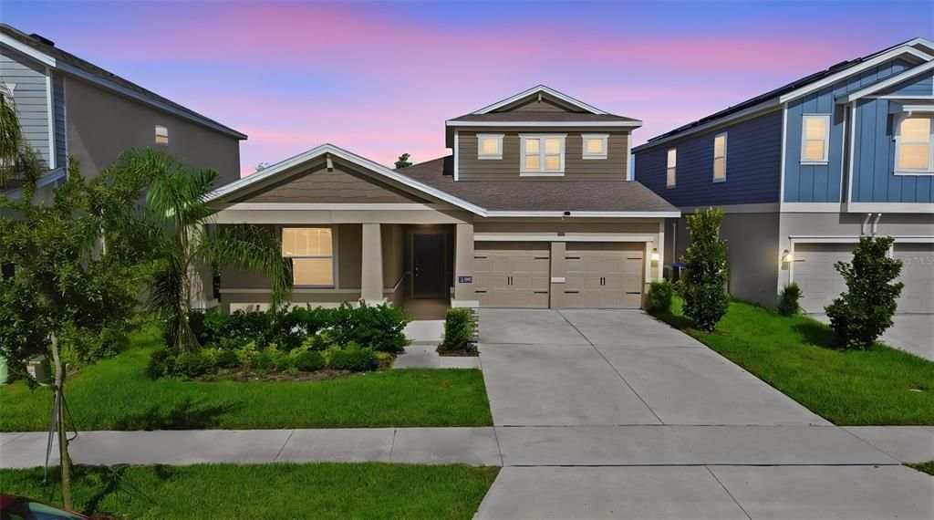 For Sale: $698,000 (4 beds, 4 baths, 2718 Square Feet)