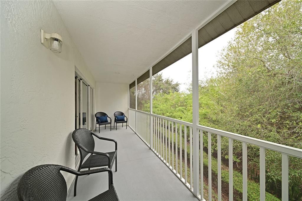 For Sale: $240,000 (2 beds, 2 baths, 1346 Square Feet)