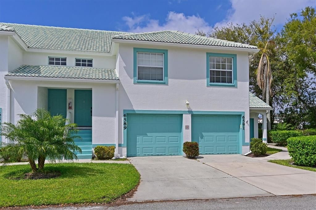 For Sale: $240,000 (2 beds, 2 baths, 1346 Square Feet)