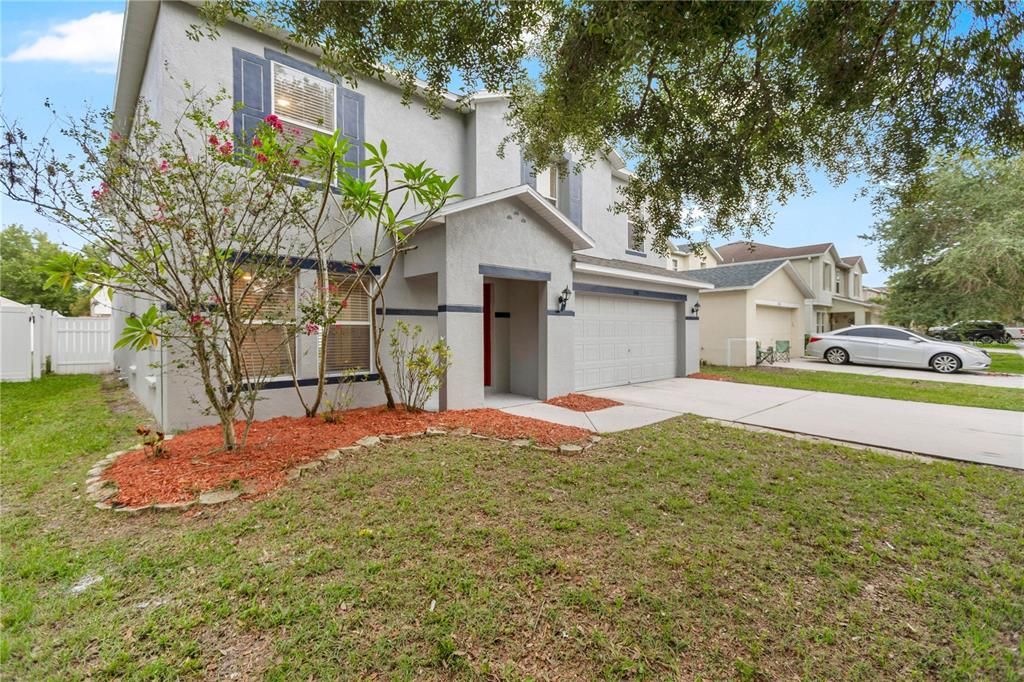 For Sale: $479,900 (4 beds, 3 baths, 3420 Square Feet)