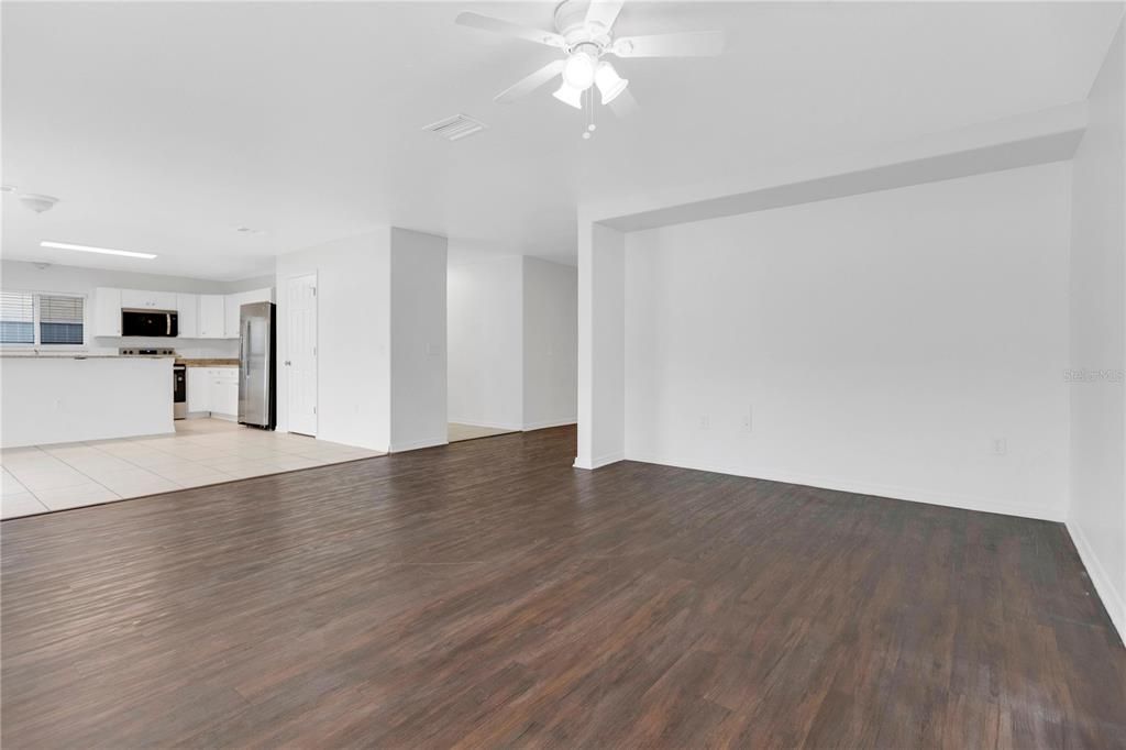 For Sale: $479,900 (4 beds, 3 baths, 3420 Square Feet)