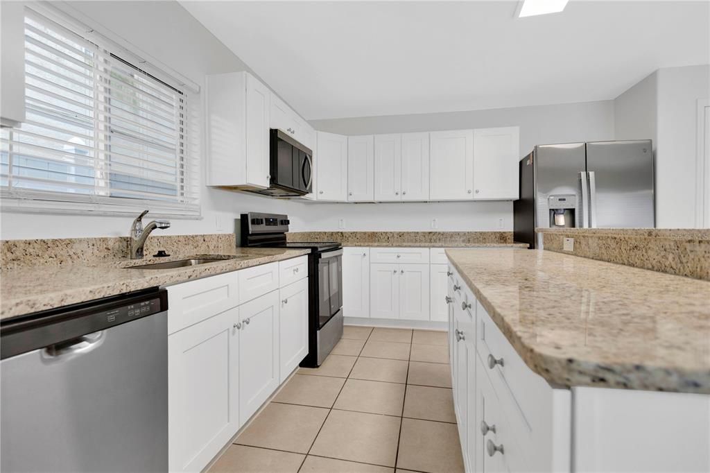 For Sale: $479,900 (4 beds, 3 baths, 3420 Square Feet)