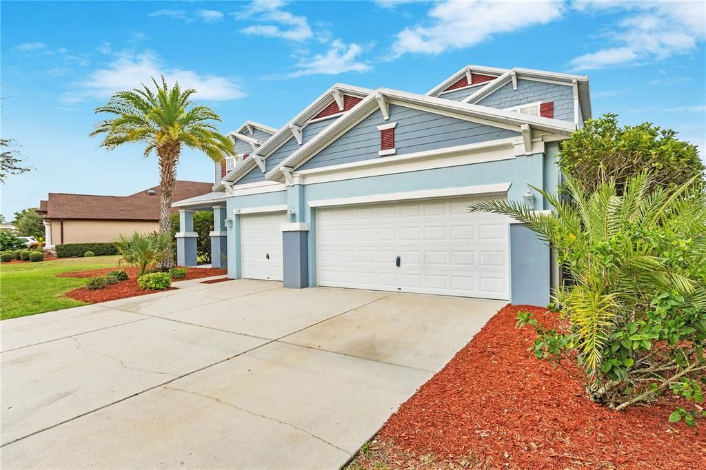 For Sale: $534,900 (4 beds, 2 baths, 3653 Square Feet)