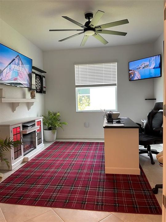 For Sale: $520,000 (3 beds, 3 baths, 2214 Square Feet)