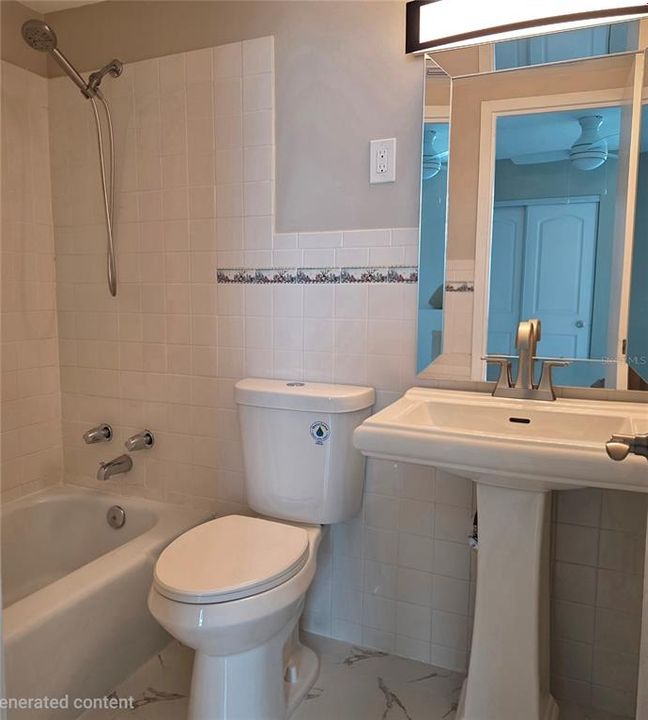 For Rent: $2,850 (2 beds, 2 baths, 838 Square Feet)