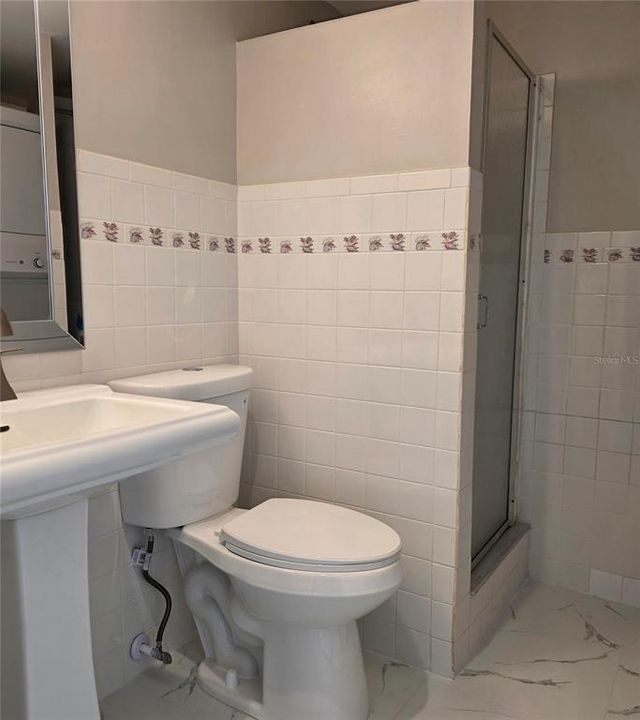 For Rent: $2,850 (2 beds, 2 baths, 838 Square Feet)